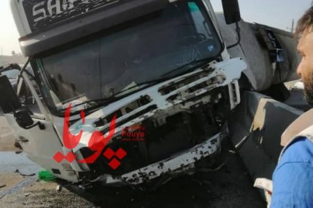 تصادف و واژگونی تریلی تانکر دار در جاده شور آباد