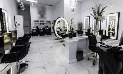 ۱۲۰ آرایشگاه‌ زنانه در اسلامشهر اخطار گرفتند