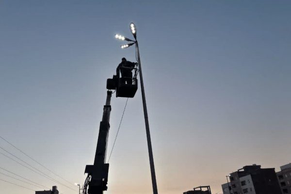 تقویت روشنایی معابر شهرک واوان